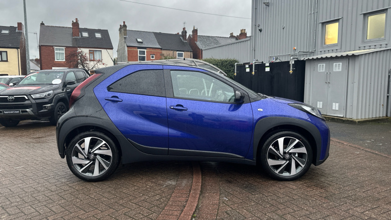 Toyota Aygo X 1.0 VVT-i Edge 5dr Petrol Hatchback